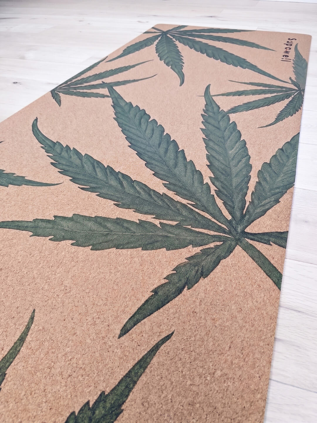 Supawell Eco Cork Yoga Mat - Hemp Leaf